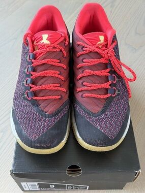 • Under Armour • CURRY 3 LOW •